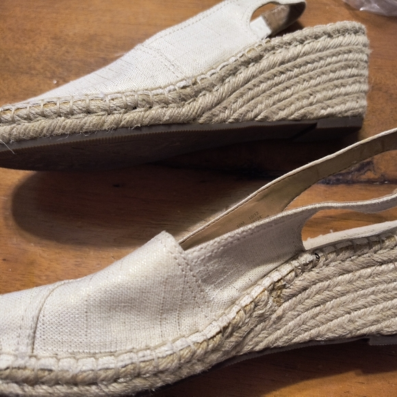 Clarks Artisan Wedge Sandal - Picture 4 of 9